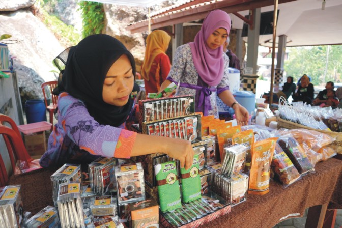Bazar Produk Lokal Desa di Libur Lebaran. Wisatawan dapat pengalaman, masyarakat raup keuntungan