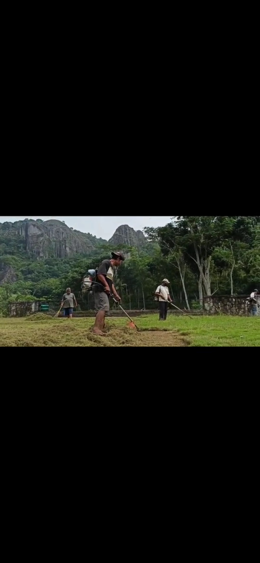 Jumat bersih Pokdarwis Nglanggeran